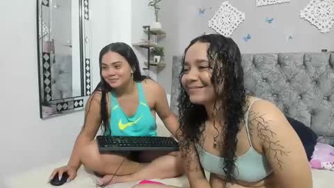 Snapshot of iam_mai chatting on December 20, 4:31 am iam_mai online show from December 20, 4:31 am