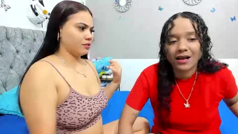 Snapshot of iam_mai chatting on October 1, 3:12 am iam_mai online show from October 1, 3:12 am