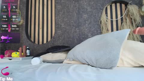 salome online show from April 7, 8:53 pm