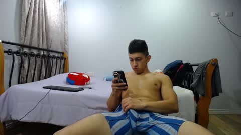 iam_yourbabyprincess_xd online show from February 27, 5:45 am