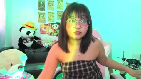 Snapshot of iam_zoechan chatting on October 2, 8:16 pm Zoe 3 online show from October 2, 8:16 pm