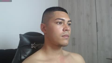Snapshot of iamdylan777 chatting on June 29, 4:40 pm Dylan independent model online show from June 29, 4:40 pm