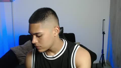 Snapshot of iamdylan777 chatting on July 7, 4:04 am Dylan independent model online show from July 7, 4:04 am