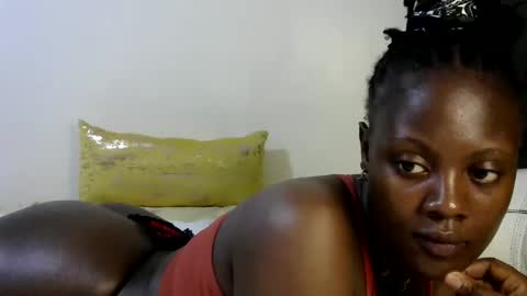 Snapshot of iampolca chatting on January 16, 6:56 am iampolca online show from January 16, 6:56 am