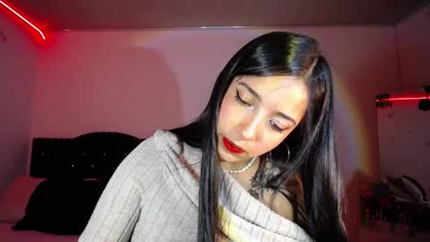 Snapshot of iamroxanne chatting on December 2, 2:20 am Camila online show from December 2, 2:20 am