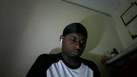 Snapshot of iamryan995442 chatting on April 4, 6:16 pm iamryan995442 online show from April 4, 6:16 pm