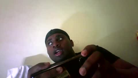 Snapshot of iamryan995442 chatting on April 6, 2:51 pm iamryan995442 online show from April 6, 2:51 pm