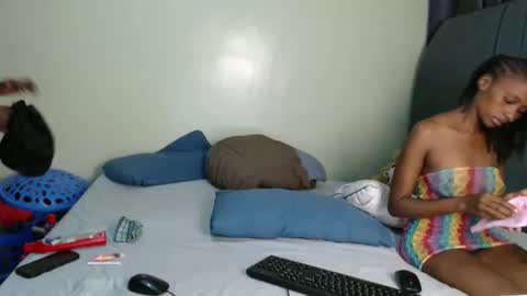 Wet P  bella online show from February 18, 8:10 am