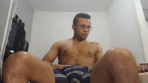 Snapshot of ian_tuner chatting on November 15, 11:51 am ian_tuner online show from November 15, 11:51 am