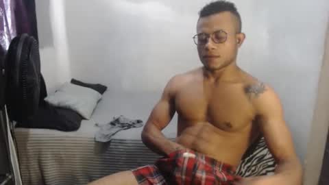 Snapshot of ian_tuner chatting on January 7, 2:41 pm ian_tuner online show from January 7, 2:41 pm