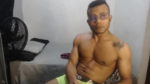 Snapshot of ian_tuner chatting on January 8, 3:42 am ian_tuner online show from January 8, 3:42 am