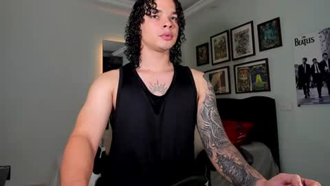Snapshot of ian_versace chatting on July 13, 2:58 am Andres online show from July 13, 2:58 am