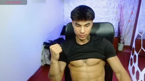 Ian  online show from April 17, 8:01 pm