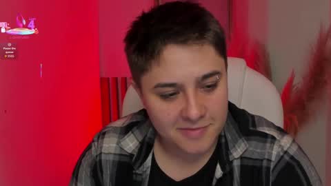 Snapshot of iangilbert_ chatting on February 5, 10:03 pm Ian FTM online show from February 5, 10:03 pm