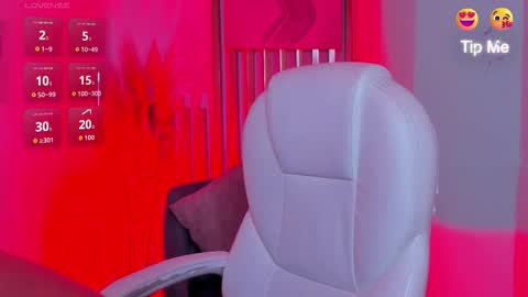 Snapshot of iangilbert_ chatting on February 16, 9:55 pm Ian FTM online show from February 16, 9:55 pm