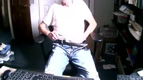 ianh123mb online show from April 10, 6:12 pm