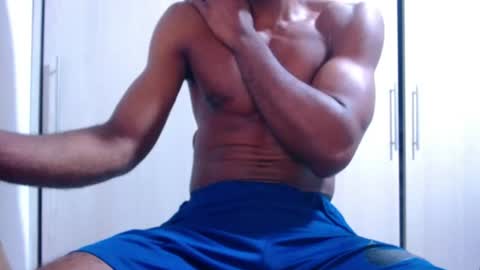 Snapshot of ianrashatxxx chatting on June 16, 4:59 am Ian Rashad online show from June 16, 4:59 am