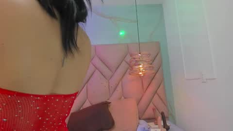 ibbie_ online show from February 23, 12:02 pm