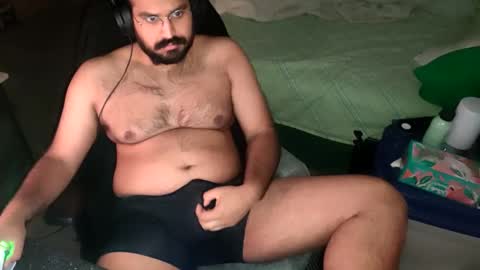 Snapshot of ibear_chat chatting on April 12, 9:03 am iBear0 online show from April 12, 9:03 am