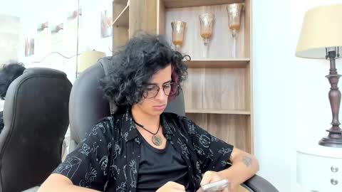 ibratxandy online show from March 2, 7:21 pm