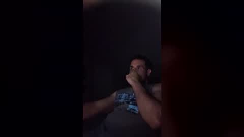 Snapshot of icarra413 chatting on June 19, 1:54 am icarra413 online show from June 19, 1:54 am