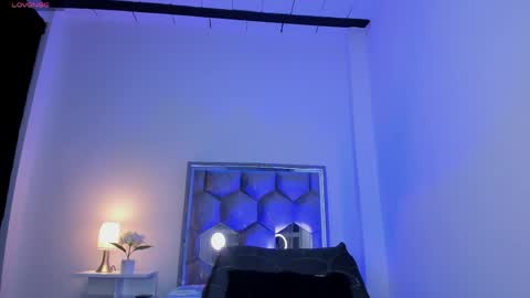ice online show from May 25, 9:26 am