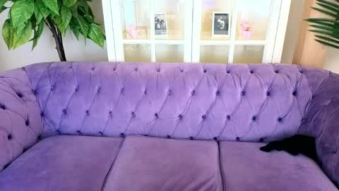 Danielle online show from April 18, 12:53 pm