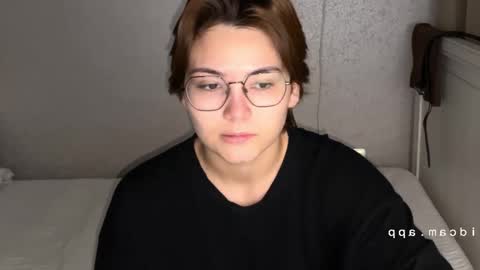 Snapshot of iceeheart chatting on November 8, 7:01 pm Ksenia online show from November 8, 7:01 pm