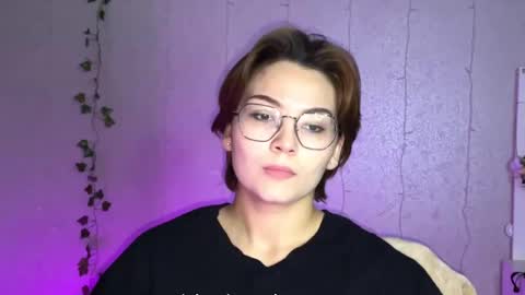 Snapshot of iceeheart chatting on December 3, 6:17 pm Ksenia online show from December 3, 6:17 pm