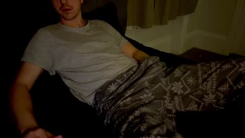 Snapshot of icekingken chatting on December 2, 12:19 am Ken online show from December 2, 12:19 am