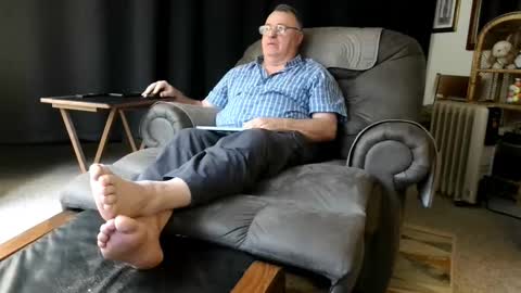 Christopher online show from November 7, 10:10 pm