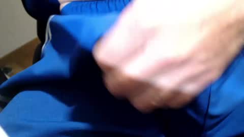 icky_thumps online show from April 25, 4:59 am