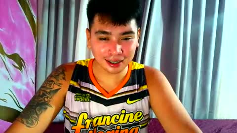iconic_vince online show from October 22, 12:27 pm