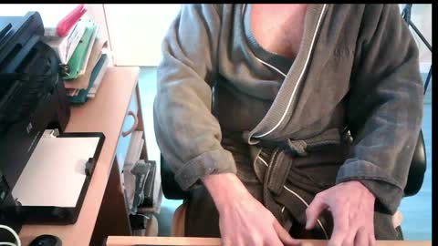 icumalot4you online show from March 31, 8:26 am