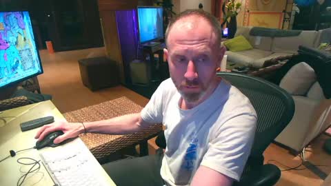 Snapshot of icuras chatting on April 4, 1:04 am icuras online show from April 4, 1:04 am