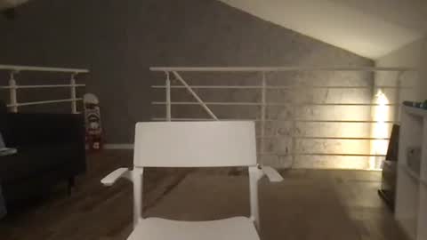 Snapshot of icyninesix chatting on December 20, 12:52 am icyninesix online show from December 20, 12:52 am