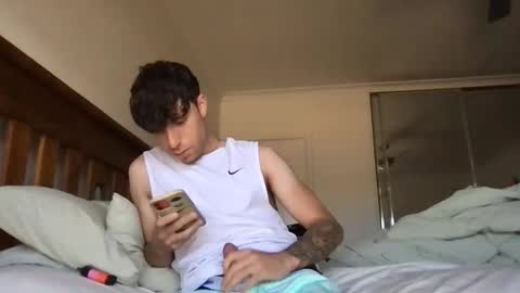 Snapshot of icyninesix chatting on March 10, 5:22 am icyninesix online show from March 10, 5:22 am