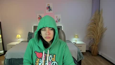 Icy online show from April 17, 12:08 pm