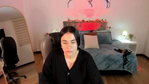 Snapshot of icysweetcam chatting on May 2, 11:26 am Icy online show from May 2, 11:26 am