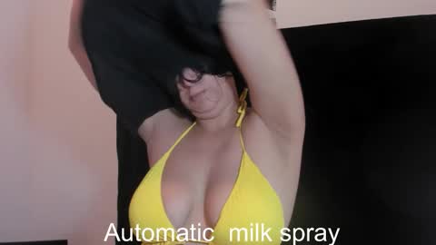 Idara Zanin online show from February 14, 3:36 am