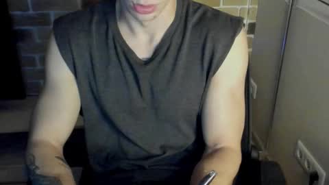 yo online show from November 18, 8:24 pm