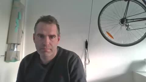 idontknowwhy1 online show from November 18, 8:41 am