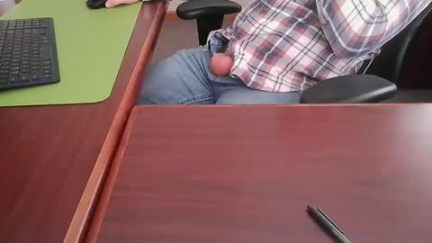 Hung office Stud online show from January 23, 4:04 pm