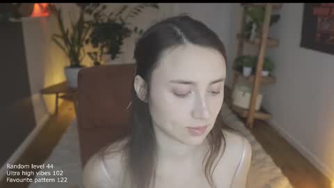 Belle online show from November 25, 12:27 pm