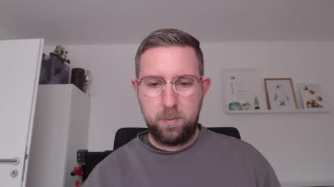 ner d online show from December 5, 12:44 pm