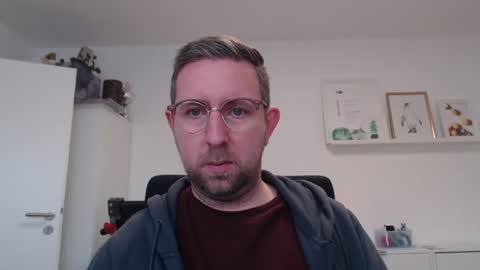 ner d online show from December 13, 7:58 am