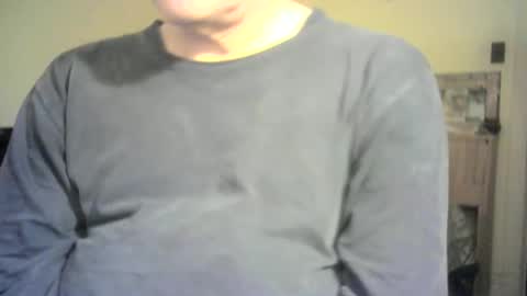 Snapshot of ignoredlittlestloser chatting on November 21, 11:42 am ignoredlittlestloser online show from November 21, 11:42 am