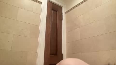 Snapshot of ihatethatcuteguy chatting on February 16, 7:04 am All American Jock online show from February 16, 7:04 am