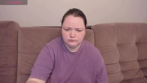 Snapshot of ihaveasecret_ chatting on May 1, 4:06 am Alice online show from May 1, 4:06 am