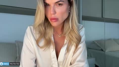 Ivy online show from November 7, 8:31 pm